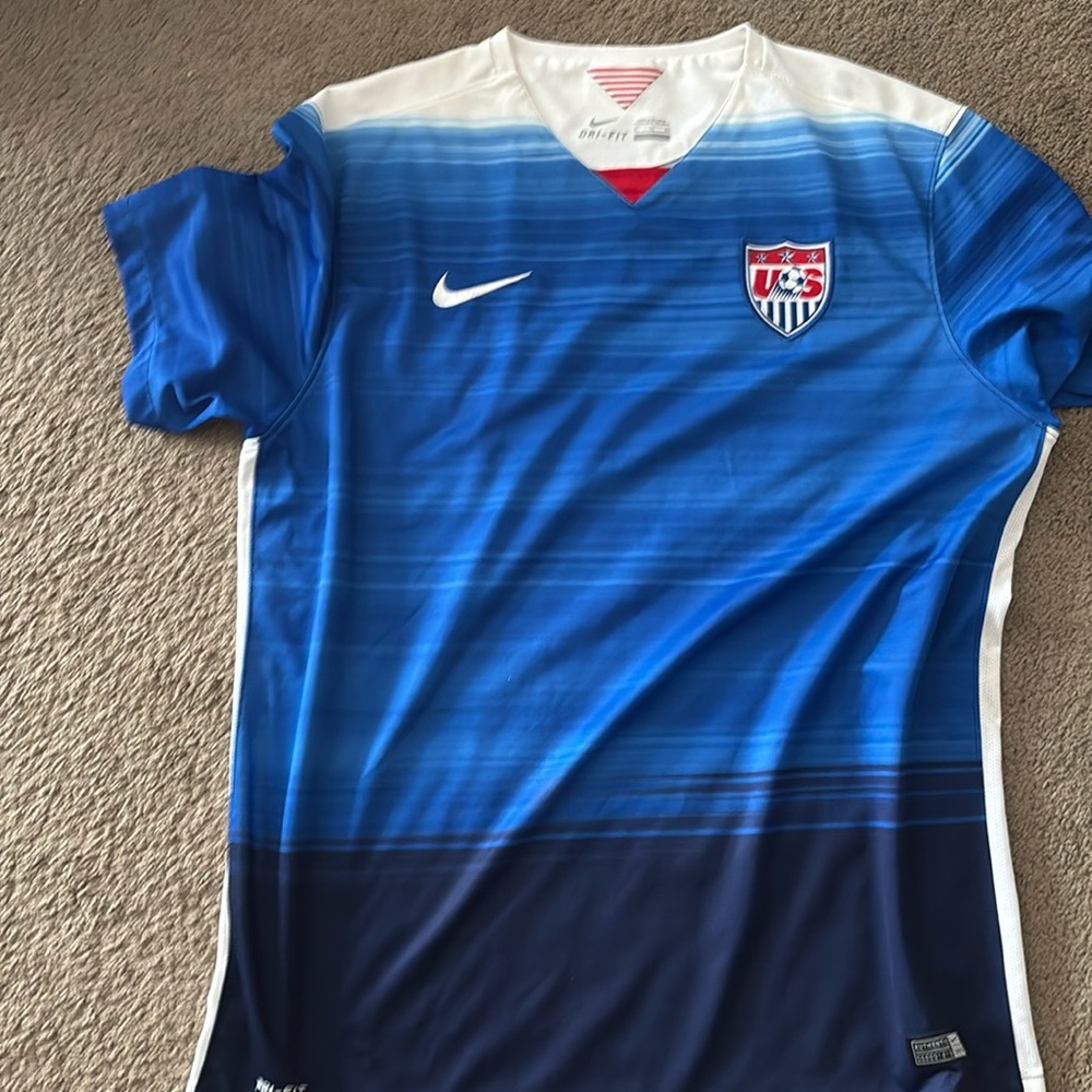 Men’s Nike XL USA Soccer Jersey